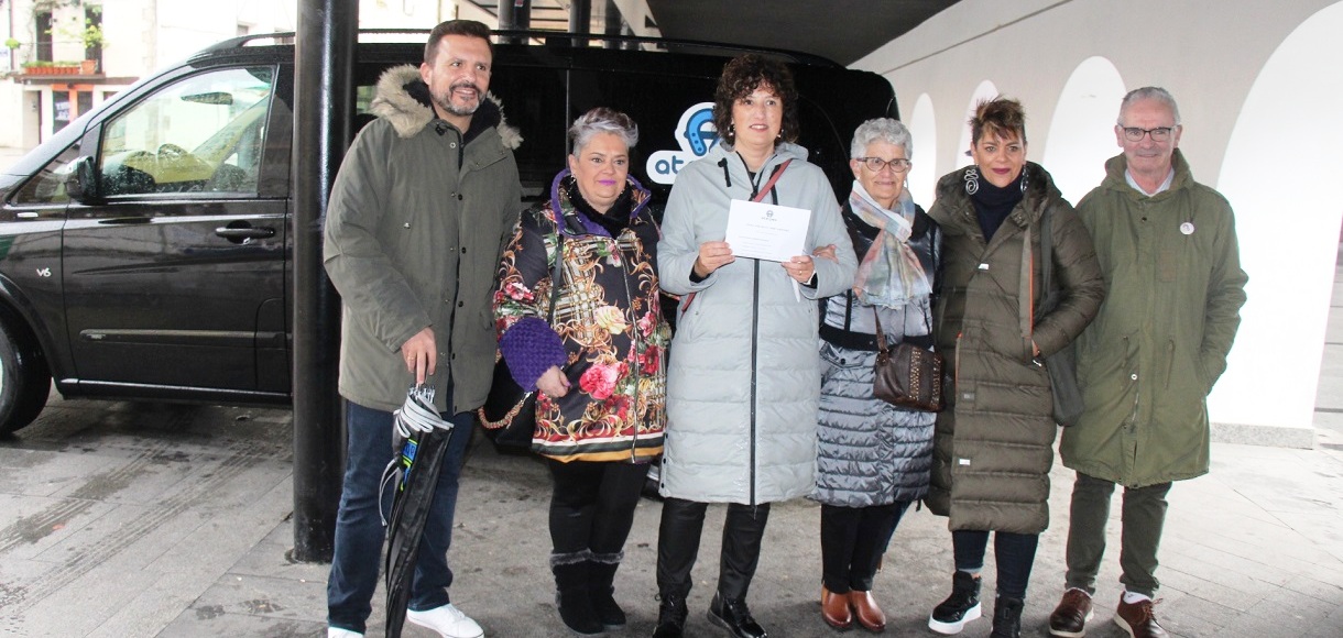  Maite Toquero fue la ganadora de los vales por 1000 euros del concurso organizado por la Asociación Aterpea. La ganadora tuvo 3 horas para realizar las compras por los establecimientos participantes. 