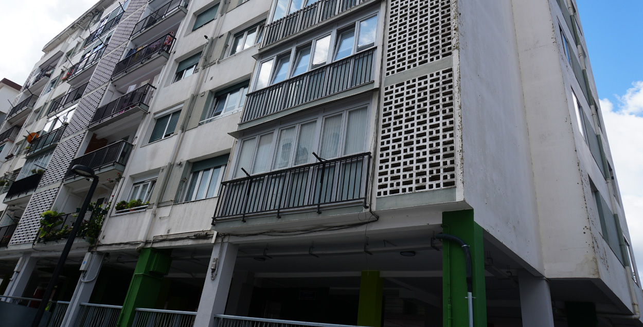 Abierta la convocatoria de ayudas para instalar ascensores y mejorar la accesibilidad en viviendas. El Ayuntamiento destina 120.000 euros a esta línea de subvenciones, que podrán solicitarse hasta el 31 de octubre de 2025.