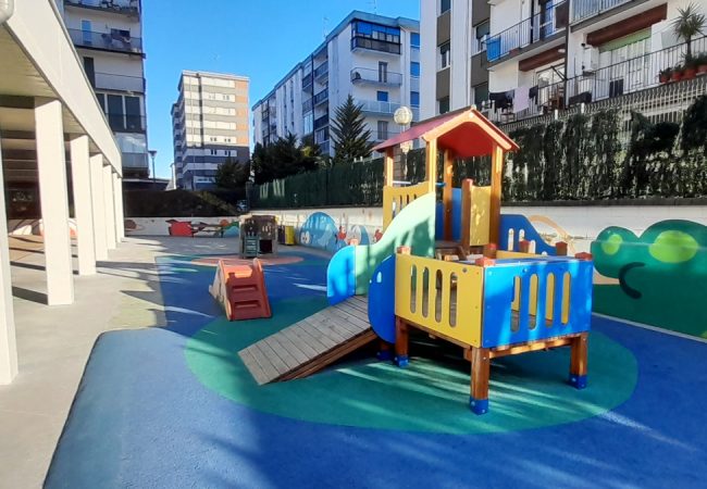 El Ayuntamiento de Lasarte-Oria impulsa la matriculación en los centros públicos del municipio. Desde el área municipal de Educación se subraya la importancia de apostar por la educación pública local y convoca a las familias a la fiesta de presentación y a las jornadas informativas de los centros escolares.