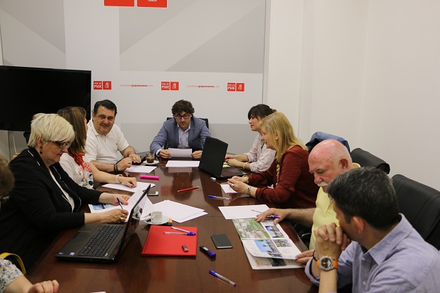 Reunión de Eneko Andueza con los concejales de San Sebastián