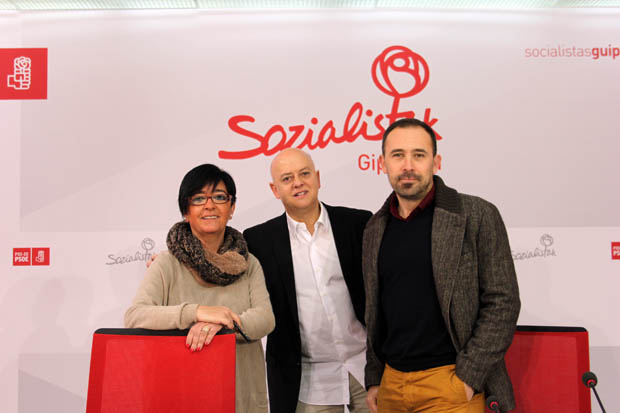 Izaskun Gomez, Odon Elorza y Denis Itxaso
